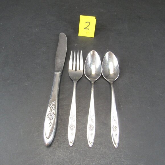 Oneida Community Stainless Flatware My Rose Replacement 1 Knife 1 Fork 2 Spoon - Picture 1 of 7